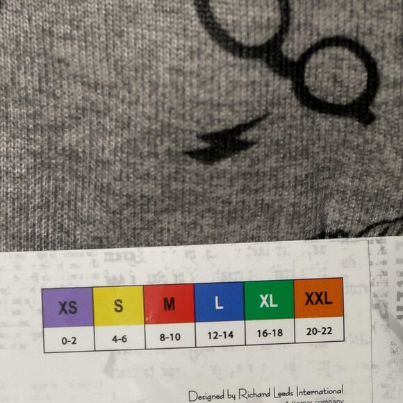 WIZARDING WORLD Harry Potter. HOGWARTS SCHOOL COZY 2-PIECE PAJAMA SET - Picture 6 of 6